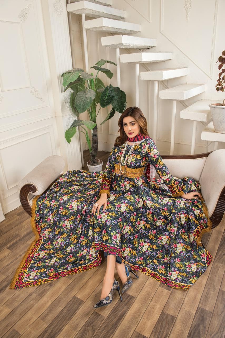 Digital Print Lawn & Chiffon Suit - Design 5 image 1