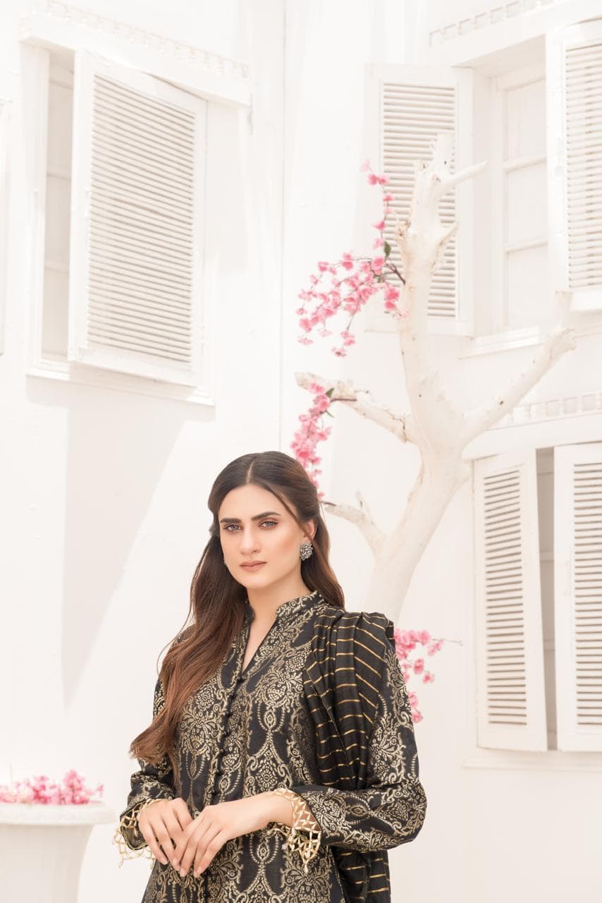 Khadijah Vol 14 - Black Gold image 1