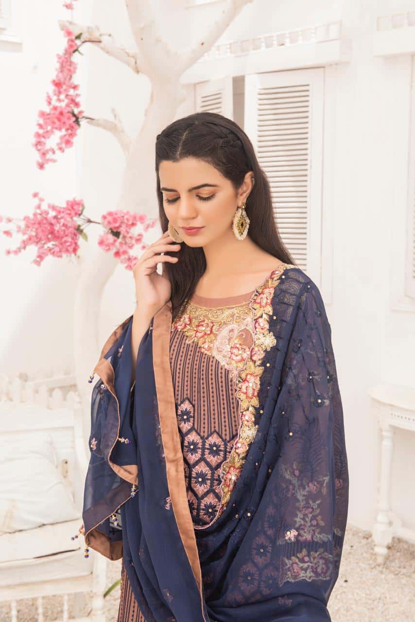 Elegant Krinckle Ensemble - Design 5 image 1