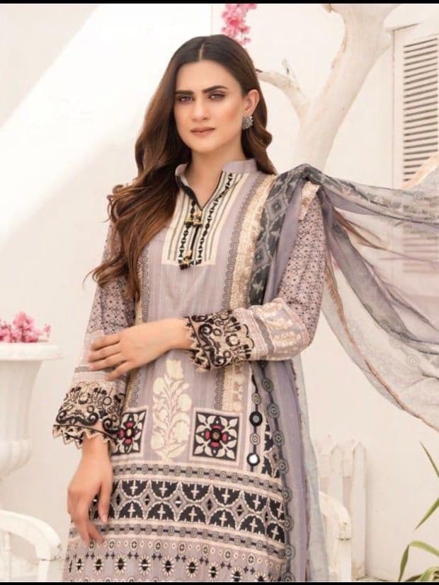 Digital Print Lawn & Chiffon Suit - Design 4 image 1